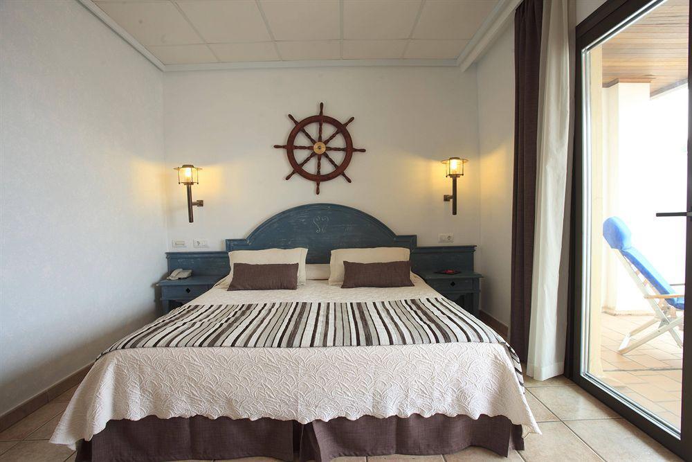Hotel Bahía La Savina  Bagian luar foto